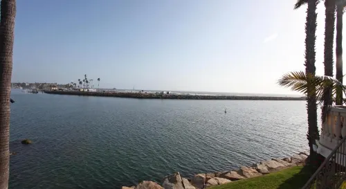 Oceanside Marina Suites - A Waterfront Hotel Рядом с отелем Photos