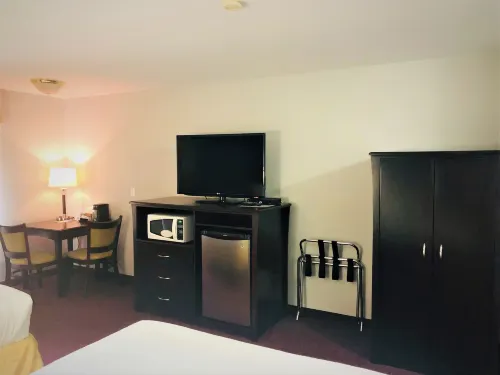 Days Inn by Wyndham Kamloops BC Chambres Photos