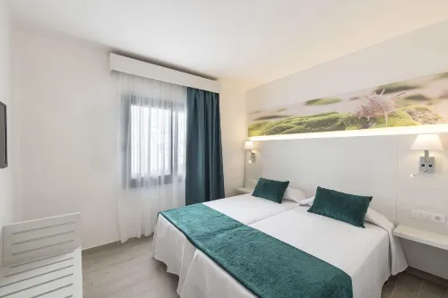 Hotel THB Flora Camere Photos