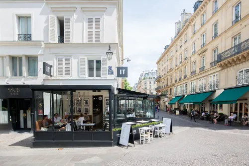 Snob Hotel  À proximité de l'hôtel Photos