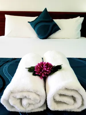 Cairns City Palms Rooms Photos