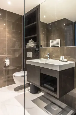 Riva Hotel the Hague Kamar Photos