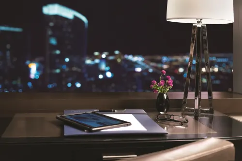 Vdara Hotel & Spa at ARIA Las Vegas Rooms Photos
