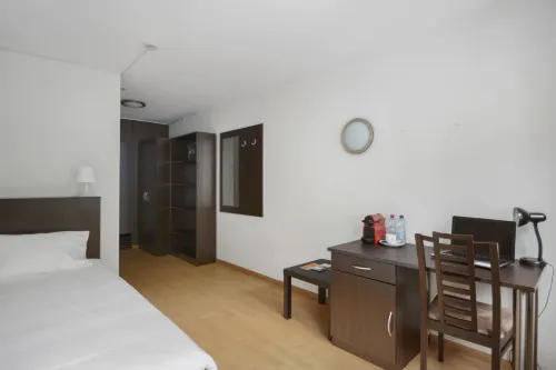 Neuchatel City Hotel Rooms Photos