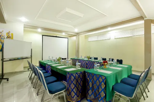 Restu Bali Hotel Бизнес-удобства Photos