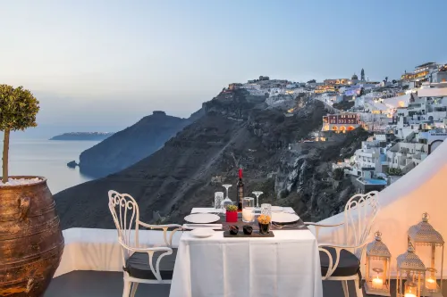 Athina Luxury Suites Restauration Photos