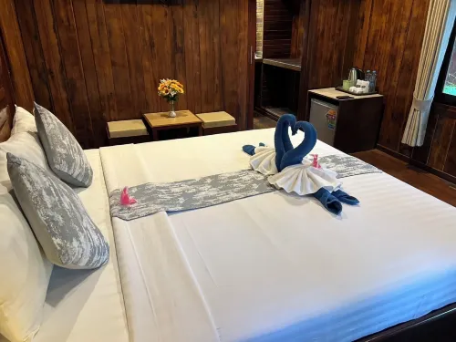 Diamond Beach Resort Kamar Photos