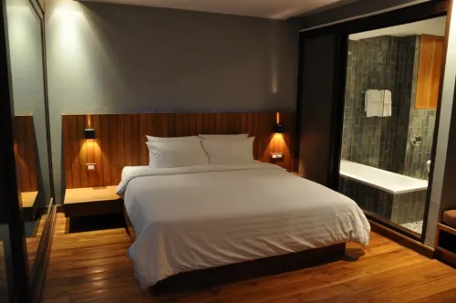 Luxx XL Langsuan Hotel Bangkok Photos