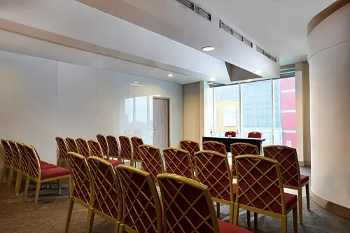 Novotel Jakarta Gajah Mada Fasilitas Bisnis Photos