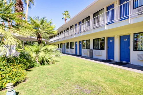 Motel 6 Palm Springs, CA - East - Palm Canyon Esterni Photos
