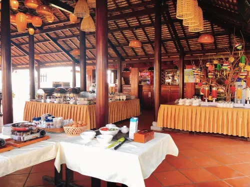 Gold Coast Phu Quoc Beach Resort Restauration Photos
