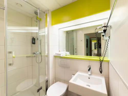 B&B HOTEL Bochum Hbf-Nord Rooms Photos