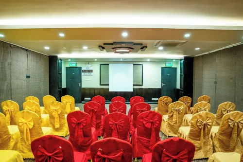 Hotel Sarowar Business Facilities Photos