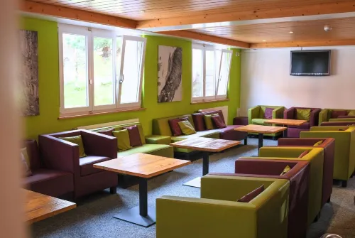 Eiger Lodge Chic Espaces publics Photos