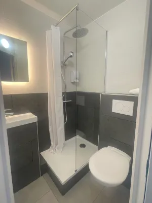 Kyriad Direct Dreux Rooms Photos