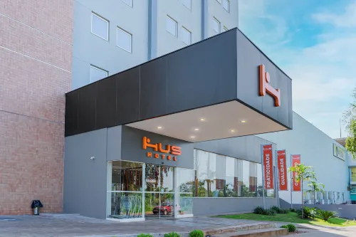 Hus Hotel Dourados Extérieur Photos