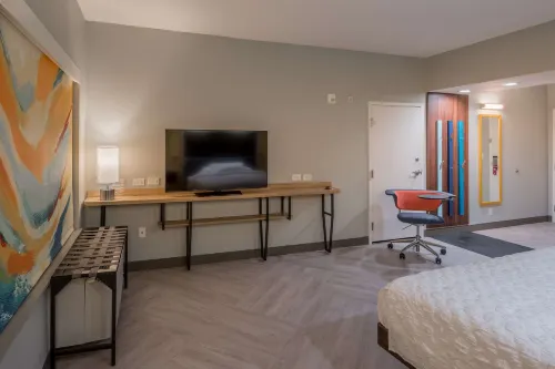 Tru by Hilton Garland Richardson Rooms Photos