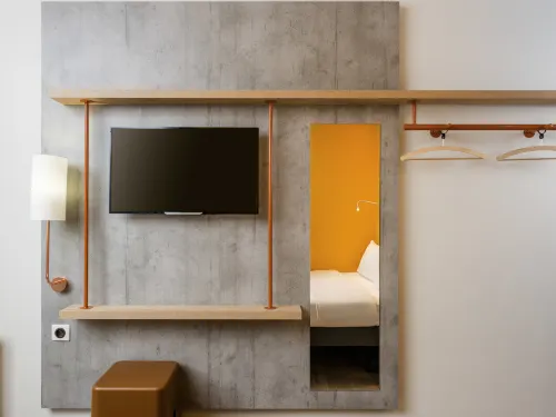 Ibis Budget Cognac Photos