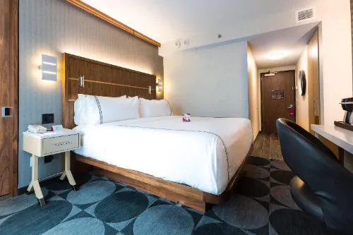 Crowne Plaza HY36 Midtown Manhattan Rooms Photos