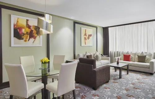 Crowne Plaza Kuwait Al Thuraya City Chambres Photos
