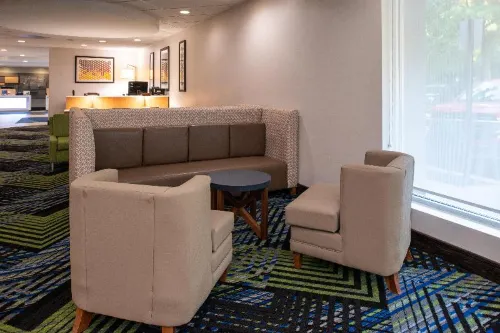 Holiday Inn Express Towson- Baltimore North Near Hotel Photos