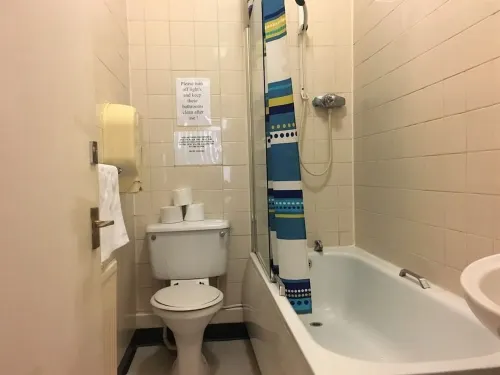 Assheton Hotel Rooms Photos