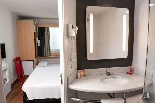 Ibis Rio de Janeiro Santos Dumont Photos