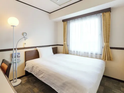 Toyoko Inn Fukuyama-Eki Shinkansen Minami-Guchi Zimmer Photos