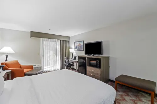 Best Western Plus Sonora Oaks Hotel  Conference Center Zimmer Photos
