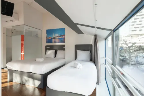 EasyHotel Rotterdam City Centre Photos