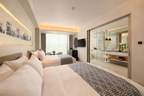Padma Hotel Semarang Photos