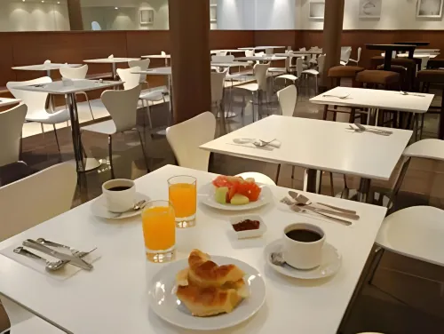 Dazzler by Wyndham Buenos Aires Maipú Dining Photos