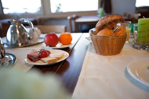 Hotel Cabana Dining Photos
