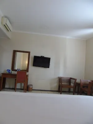 Pia Hotel Cirebon Photos