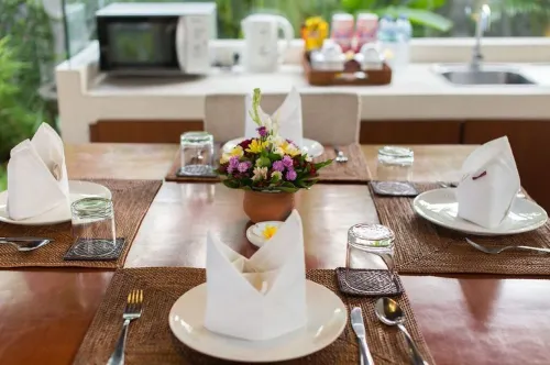 The Astari Villa and Residence Dining Photos