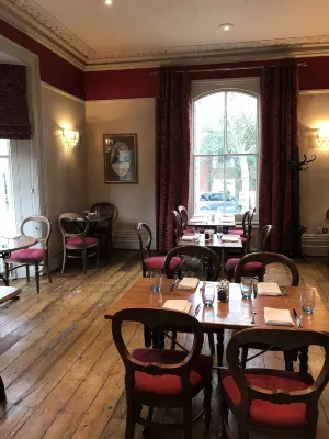 Belmont Hotel Leicester Restauration Photos