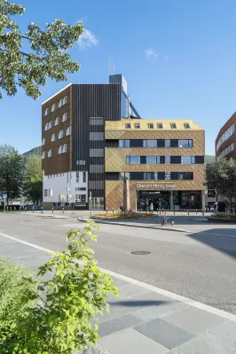 Quality Hotel Saga Exteriör Photos