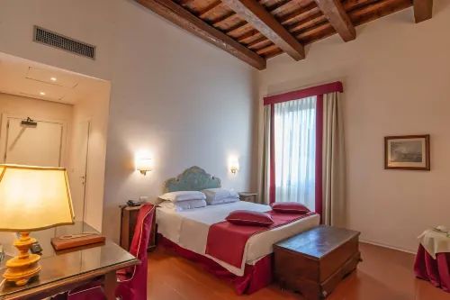 Hotel Machiavelli Palace Huoneet Photos