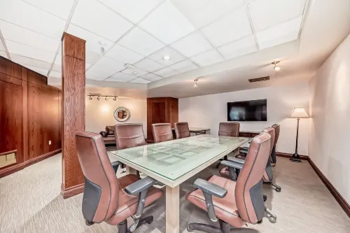 Jasper Inn & Suites by Innhotels Business Facilities Photos