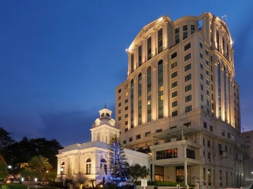 Grand City Hall Hotel Unggulan Photos