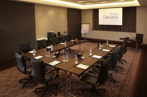 Amwaj Rotana Jumeirah Beach - Dubai Business Facilities Photos