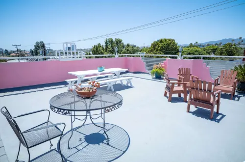 Days Inn by Wyndham Santa Monica Public Areas Photos