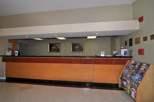 Best Western Norwalk Inn Photos