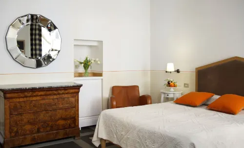Piazza di Spagna Prestige Featured Photos
