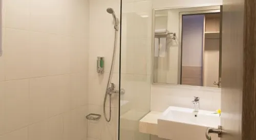 Burza Hotel Yogyakarta Kamar Photos