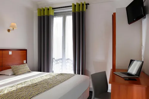 Hotel Coypel by Magna Arbor Paris Rooms Photos