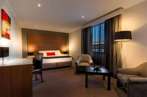 Crest on Barkly Hotel Photos