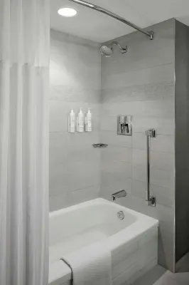 Calgary Marriott Downtown Hotel Photos