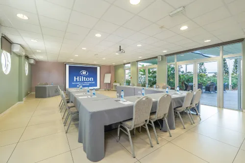 Hilton Noumea la Promenade Residences Business Facilities Photos