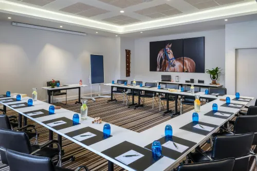 Renaissance Paris Hippodrome de St. Cloud Hotel Espaces Affaires Photos